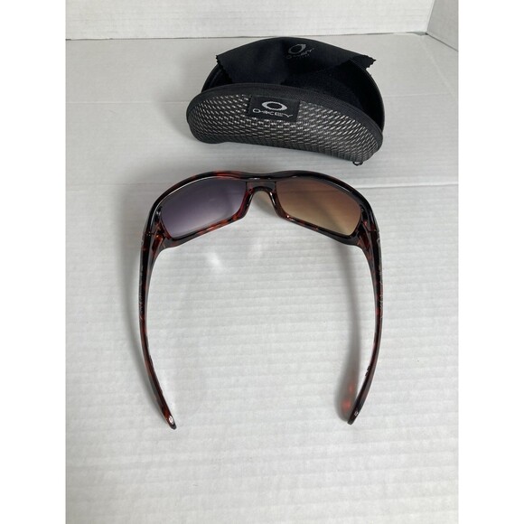 Oakley Woman's Sunglasses Black Red Tortoise With Case And Cleaning Cloth READ - Picture 14 of 15